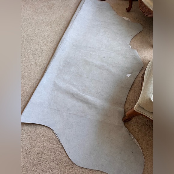 Authentic Metallic Silver Large Cowhide - Picture 2 of 7